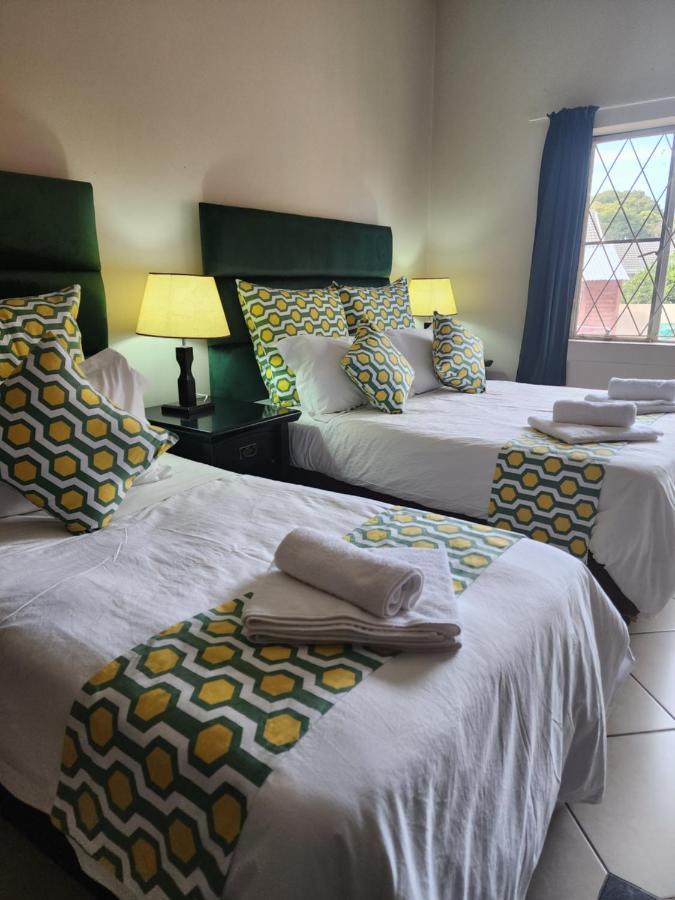 Southy Inn By The Lake Benoni Bagian luar foto